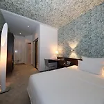 Moma1890 Boutique 4*