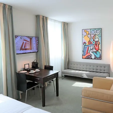 Moma1890 Boutique 4* ミュンヘン